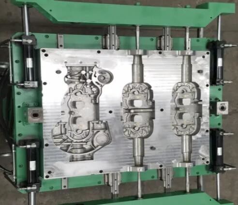 Automatic Molding Line Cylinder Head Mold 50000-100000 Shots Mould Life