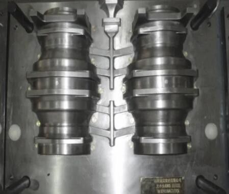 Low Pressure  Metal Casting Tools Convenient Mold Unloading Rugged Design