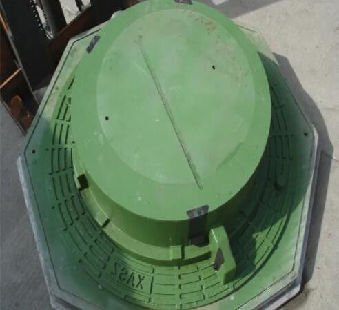 EPS Mold Material Auto Parts Mould Cast Iron Manhole Covers And Frame
