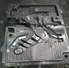 Fine Finish Aluminium Die Casting Mould Heat Treatment Surface 500000-1000000 Shots