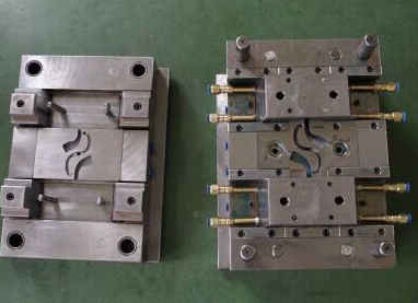 ADC14 A380 Die Cast Aluminum Housing CNC Machining Service